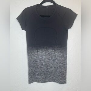 Limited edition Lululemon Swiftly Tech Short Sleeve Ombré sz 6